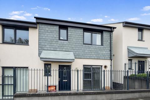 3 bedroom end of terrace house for sale, Oak View Road, Wadebridge, PL27