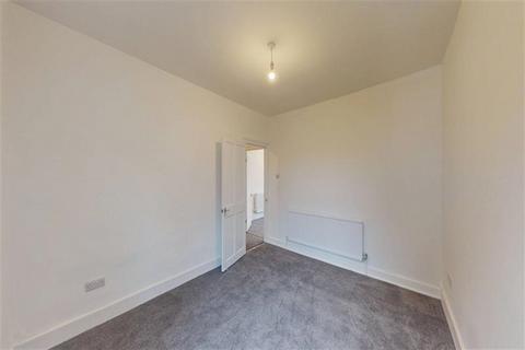 2 bedroom apartment to rent, Sheringham Avenue, London, E12
