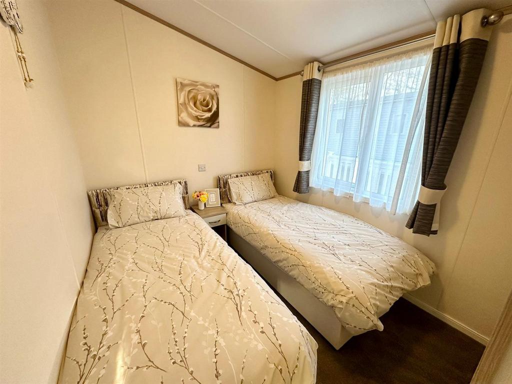 12a56c6d-28ad-457a-abf2-88650366e8aa.jpg