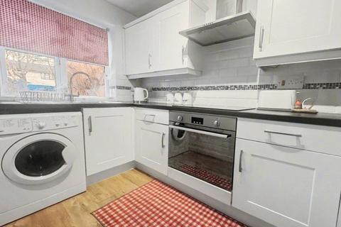 2 bedroom end of terrace house for sale, Habershon Drive, Camberley GU16