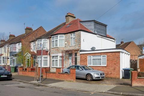 4 bedroom semi-detached house for sale, Park Road, Wembley, HA0