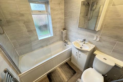 undefined, Wharfedale, Luton, Bedfordshire, LU4 9XS