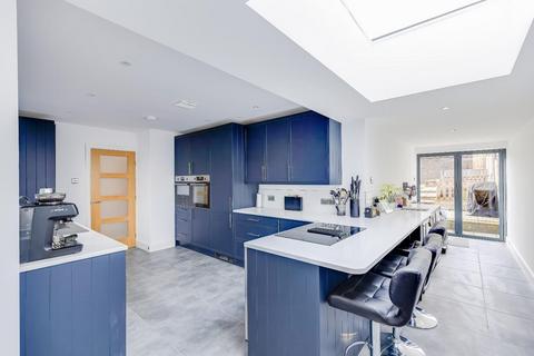 undefined, St. John Close, Cowbridge, Vale of Glamorgan, CF71 7HL