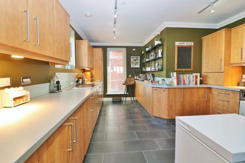 3 bedroom apartment for sale, Botley Road, Southampton SO30