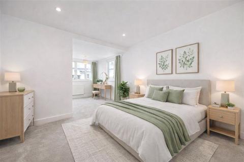 3 bedroom semi-detached house for sale, Leeds Road, Leeds LS19