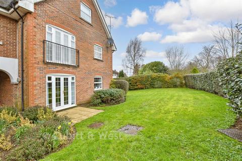 Brighton Road, Lower Kingswood, Surrey