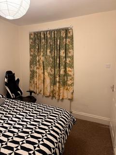 1 bedroom in a house share to rent, Quantock Road, Bristol BS3