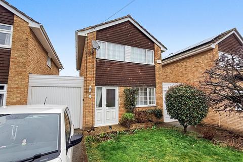 3 bedroom detached house for sale, Oak Way, Huntley