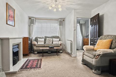 3 bedroom detached house for sale, Oak Way, Huntley