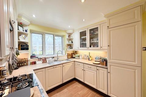 3 bedroom bungalow for sale, Wood Lane, Weston-Super-Mare BS23
