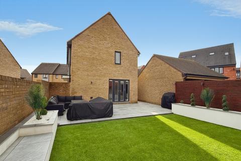 3 bedroom detached house for sale, Paddock Close, Kingsnorth, Ashford