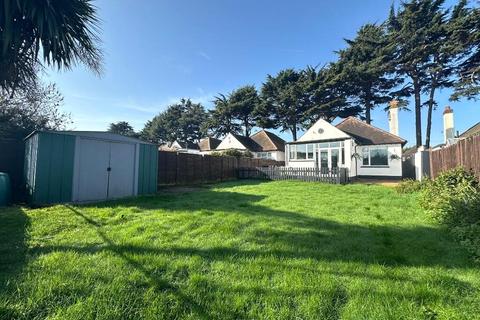 undefined, Victoria Avenue, Southend-on-Sea, Essex, SS2
