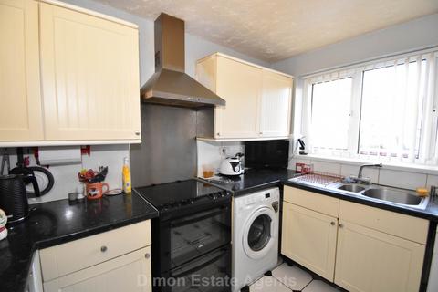 3 bedroom end of terrace house for sale, Madison Close, Rowner