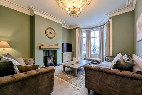 5 bedroom terraced house for sale, Mowbray Road, South Shields, NE33