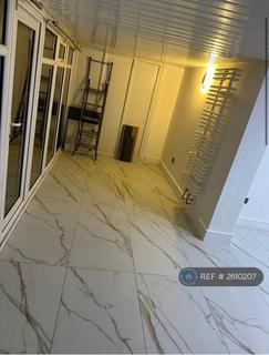 undefined, Hills Close, Great Linford, Milton Keynes, MK14