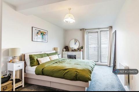 undefined, Holm Court, Caterham, CR3