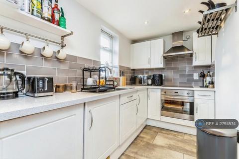 undefined, Holm Court, Caterham, CR3