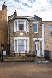 4 bedroom detached house to rent, Marcus Terrace, London, SW18