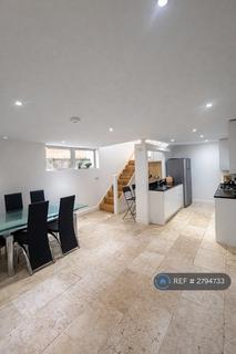 4 bedroom detached house to rent, Marcus Terrace, London, SW18