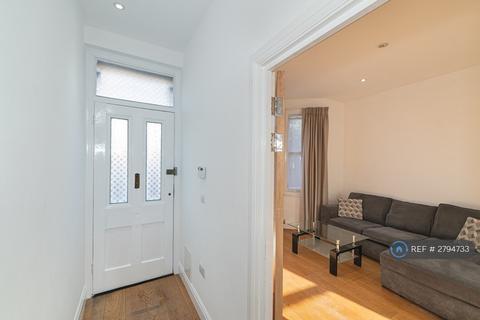 4 bedroom detached house to rent, Marcus Terrace, London, SW18