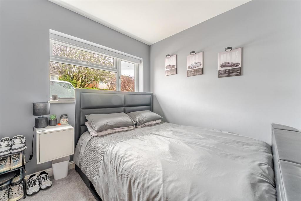 107 Mendip Road Yatton BS49 4 HN 26.jpg