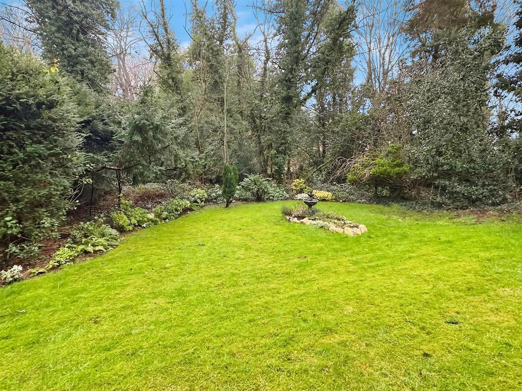 Communal gardens