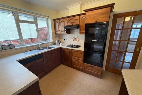 3 bedroom bungalow for sale, Herbert Avenue, Parkstone, Poole