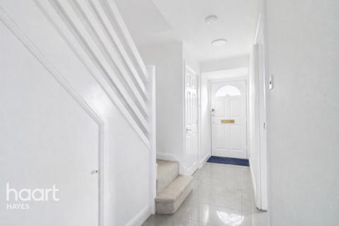 2 bedroom flat for sale, Perth Avenue, Hayes