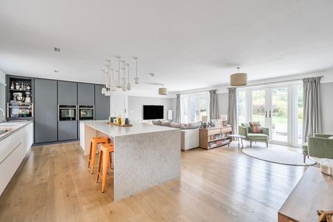 5 bedroom detached house for sale, Norrels Drive, East Horsley, KT24