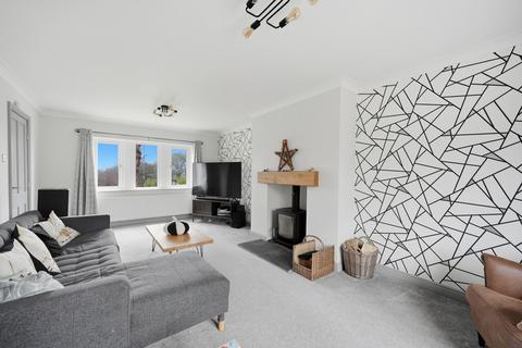 4 bedroom detached house for sale, Woodside Lodge, Kirkburton, HD8