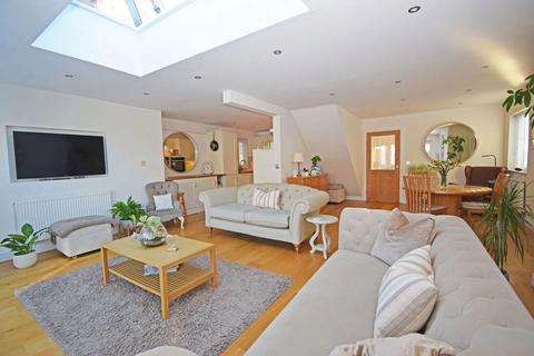 undefined, 41 Providence Road, Bromsgrove. B61 8EG
