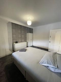 1 bedroom house of multiple occupation to rent, Outwood Lane, Chipstead, CR5