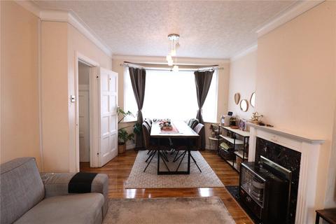 3 bedroom semi-detached house to rent, Rushgrove Avenue, London NW9