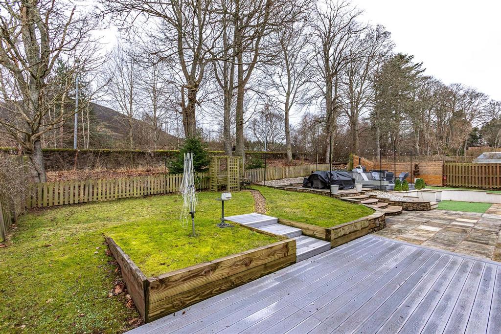 3 Harleyburn Court Melrose 69.JPG
