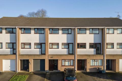4 bedroom terraced house for sale, Forest Close, Newport, NP19
