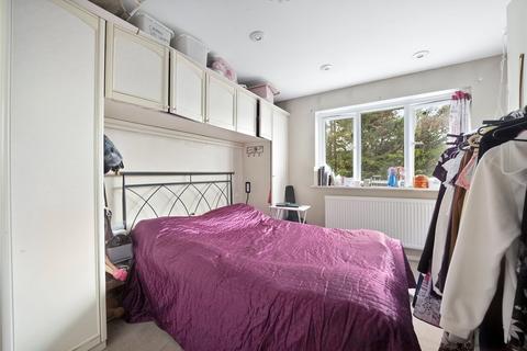 3 bedroom end of terrace house for sale, Milburn Drive, Yiewsley, West Drayton, UB7