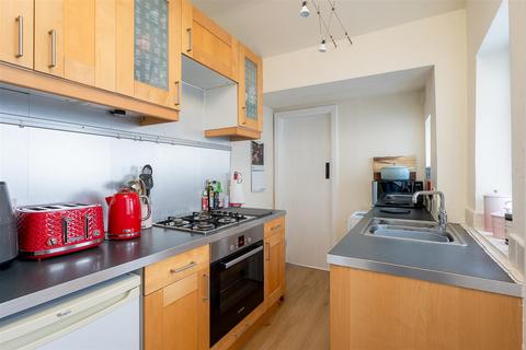 2 bedroom terraced house for sale, Rosslyn Street, Clifton, York YO30 6LG