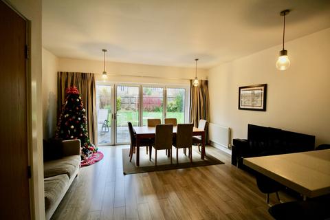 undefined, Marbaix Gardens, Isleworth, TW7