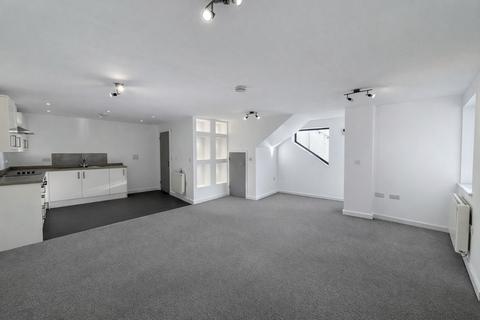 1 bedroom flat to rent, Strand Hill, Dawlish, EX7