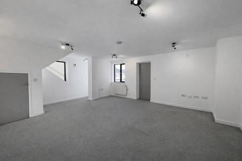 1 bedroom flat to rent, Strand Hill, Dawlish, EX7