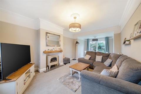 3 bedroom semi-detached house for sale, Marlpool Place, Kidderminster
