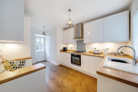 3 bedroom semi-detached house for sale, Marlpool Place, Kidderminster