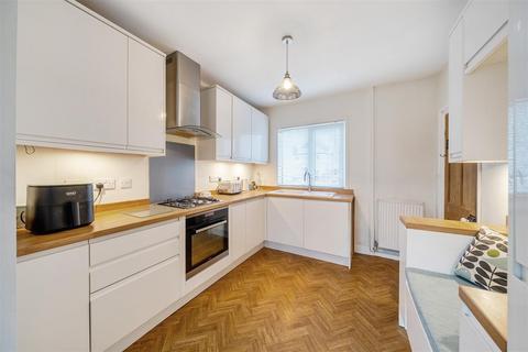3 bedroom semi-detached house for sale, Marlpool Place, Kidderminster