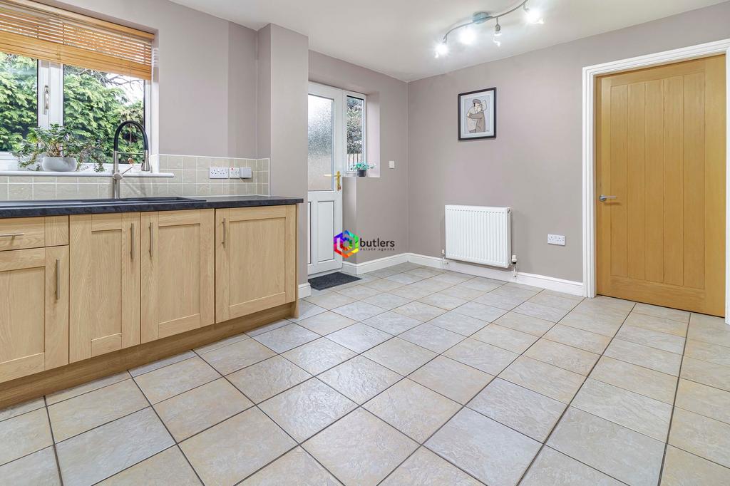 Kitchen / Breakfast Room