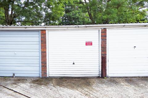 undefined, Lulworth Close, Farnborough GU14