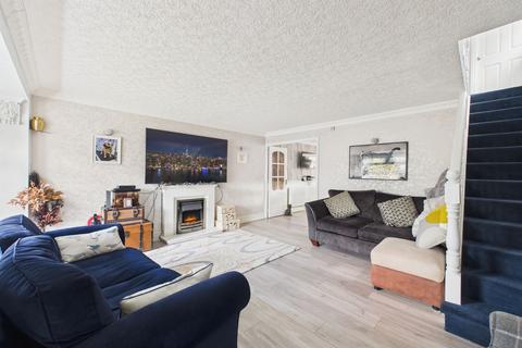 3 bedroom semi-detached house for sale, Manly Close, Nottingham