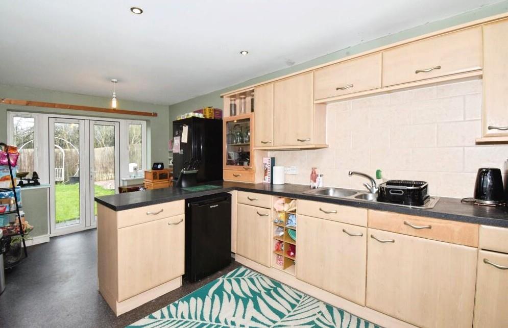 Dining kitchen