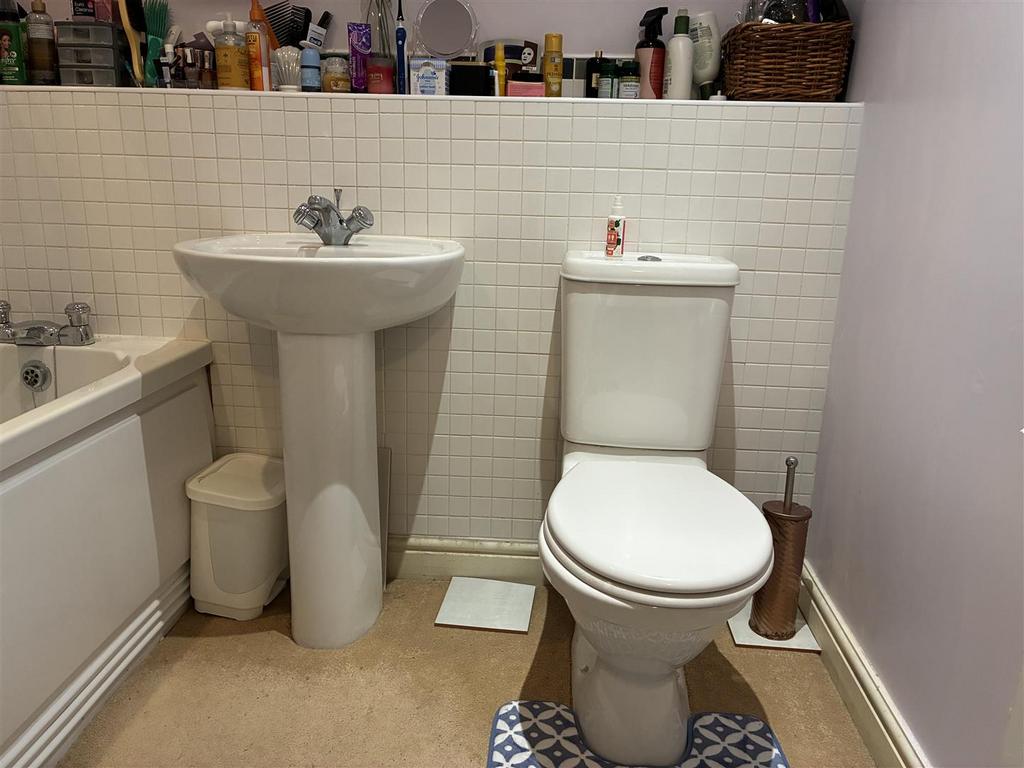 Family bathroom