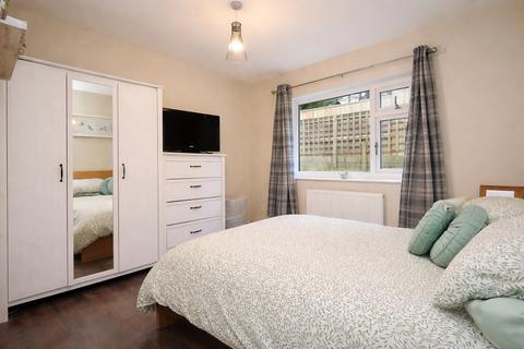 3 bedroom detached bungalow for sale, Avalon Estate, Glastonbury