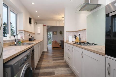 3 bedroom detached bungalow for sale, Avalon Estate, Glastonbury